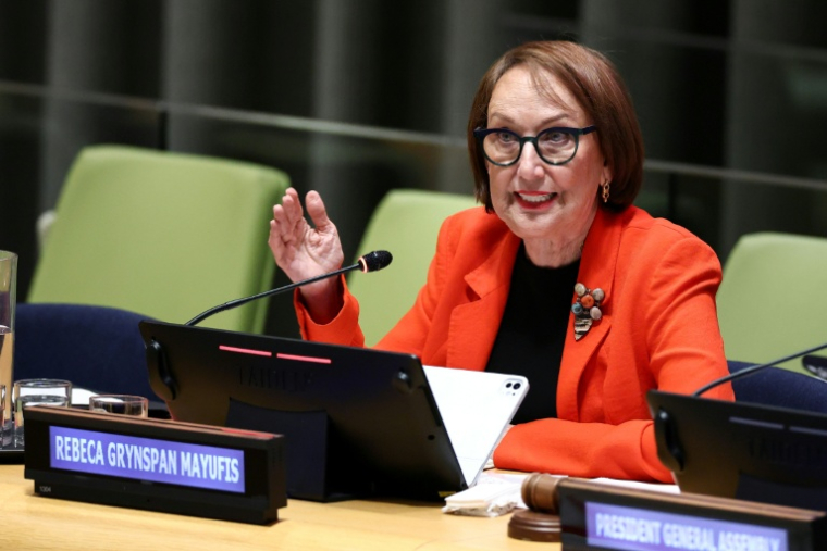 L'économiste costaricienne Rebeca Grynspan lors d'une audition au siège de l'ONU pour le poste de secrétaire général, le 22 avril 2026 à New York ( AFP / CHARLY TRIBALLEAU )