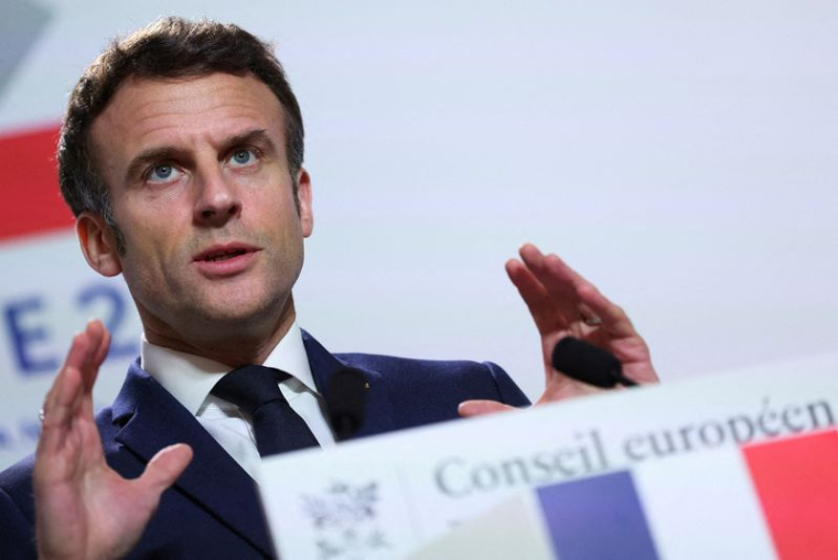 MACRON "N'UTILISERAIT PAS" LES MOTS DE BIDEN POUR QUALIFIER POUTINE