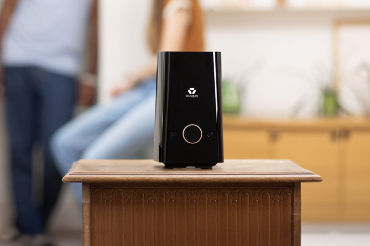 L'offre B&YOU Pure fibre répond aux besoins de performance et de connectivité de certains utilisateurs, pour un internet de haute qualité partout dans la maison.