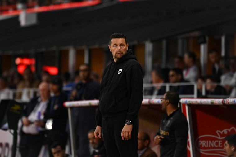 Pierre Sage parle de trahison après la nul à Brest