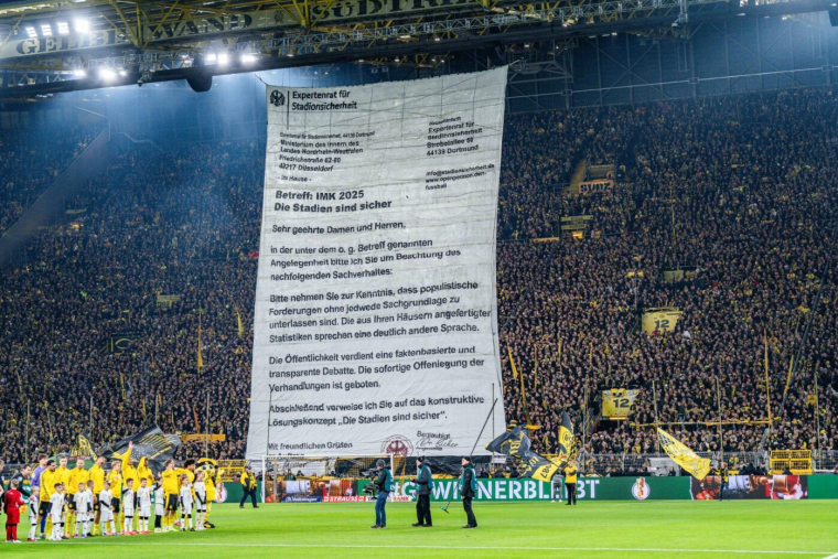 Les supporters de Dortmund ont rédigé une lettre de protestation XXL