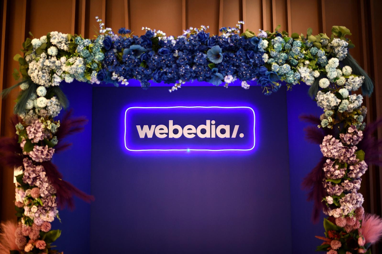 ( AFP / CHRISTOPHE ARCHAMBAULT )