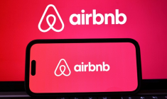 Logo Airbnb le 13 février 2024 à Los Angeles. ( GETTY IMAGES NORTH AMERICA / MARIO TAMA )