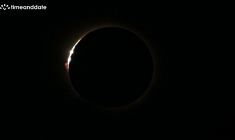 Une rare éclipse solaire totale recouvre le ciel de Palma de Majorque, en Espagne