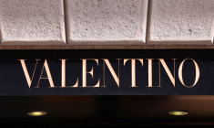 Le logo de Valentino à Milan