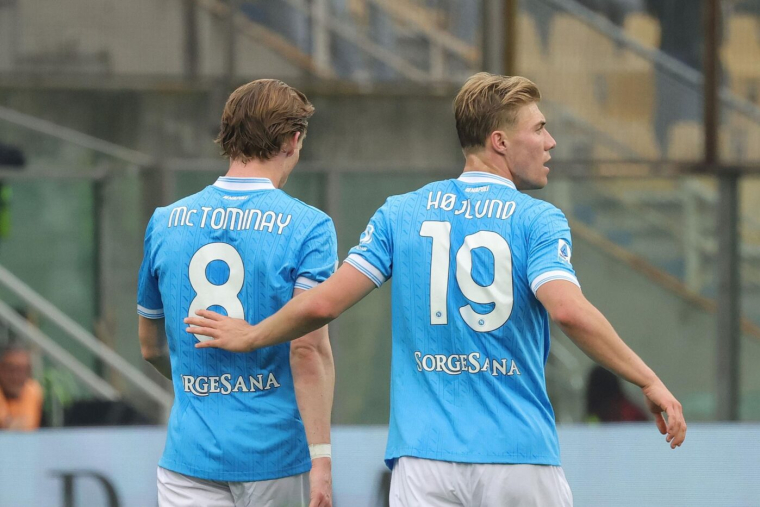 Naples encore sauvé par son meilleur joueur