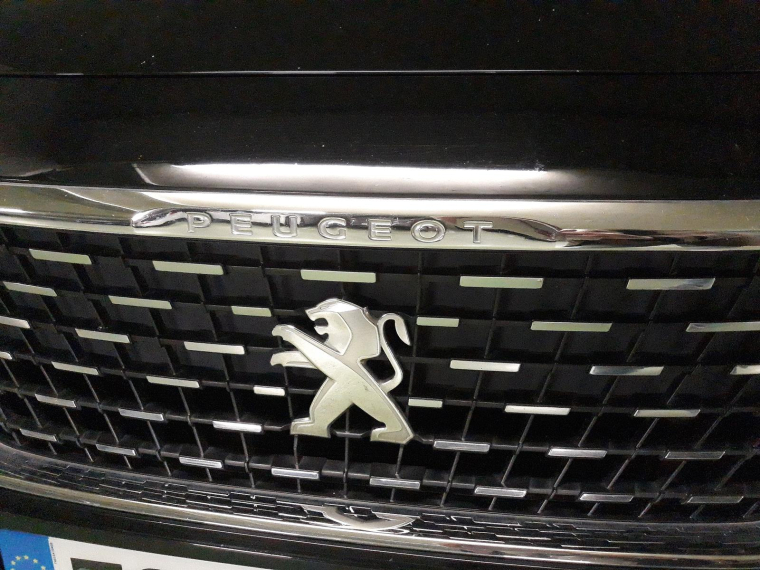 Les moteurs PureTech de Stellantis ont connu des pannes très coûteuses pour les propriétaires de véhicules. (illustration) (NewsGene)