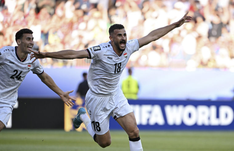 Les onze irakiens alignés face aux Bleus