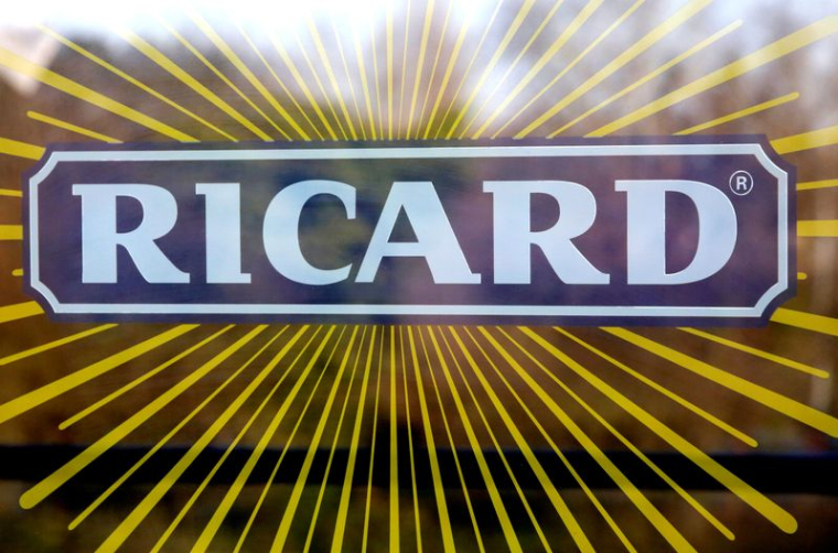 LE BÉNÉFICE ANNUEL DE PERNOD RICARD DÉPASSE LES ATTENTES GRÂCE À LA CHINE ET LES ÉTATS-UNIS