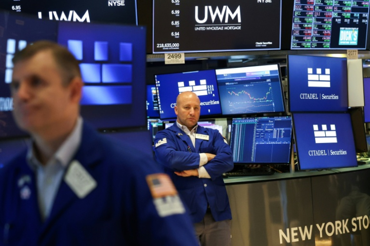 Des opérateurs à la Bourse de New York le 15 septembre 2025 ( AFP / TIMOTHY A. CLARY )