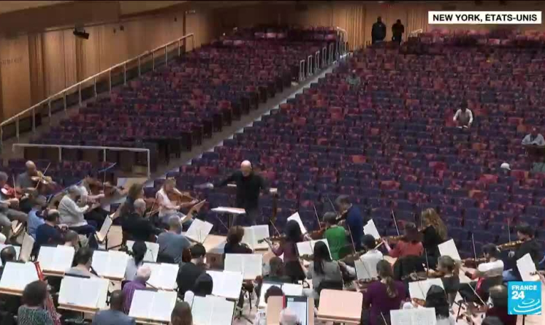 Etats-Unis : le Lincoln Center de New York retrouve son orchestre philharmonique