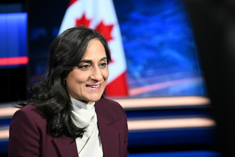 La ministre canadienne des Affaires étrangères, Anita Anand, lors d'un entretien avec l'AFP au siège de l'Otan, le 11 mai 2026 à Bruxelles  ( AFP / Nicolas TUCAT )