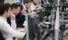 IG GROUP ANTICIPE UNE BAISSE DE SON C.A. DU PREMIER SEMESTRE, LE TITRE RECULE