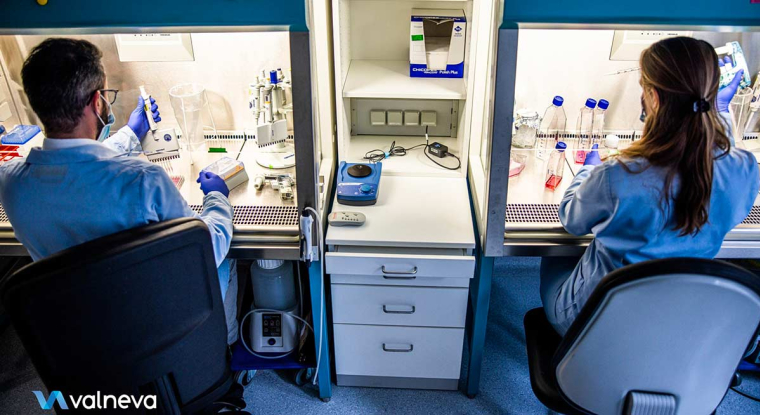 Valneva peine à faire oublier son échec sur le Covid, malgré une belle commande du département de la Défense américain. (© Valneva)