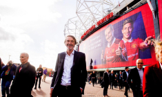 Les premières images du nouveau stade de 100 000 places de Manchester United