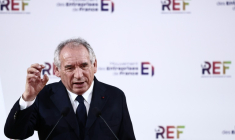 Le Premier ministre François Bayrou intervient le 28 août 2025 devant l'événement de rentrée du Medef, à Paris ( POOL / Thibaud MORITZ )