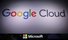 ( AFP / RONNY HARTMANN )