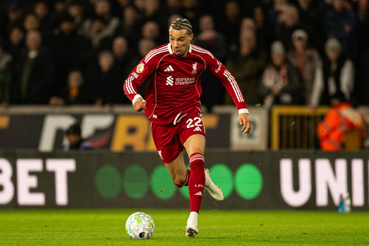 Grossse inquiétude autour du genou d’Hugo Ekitike