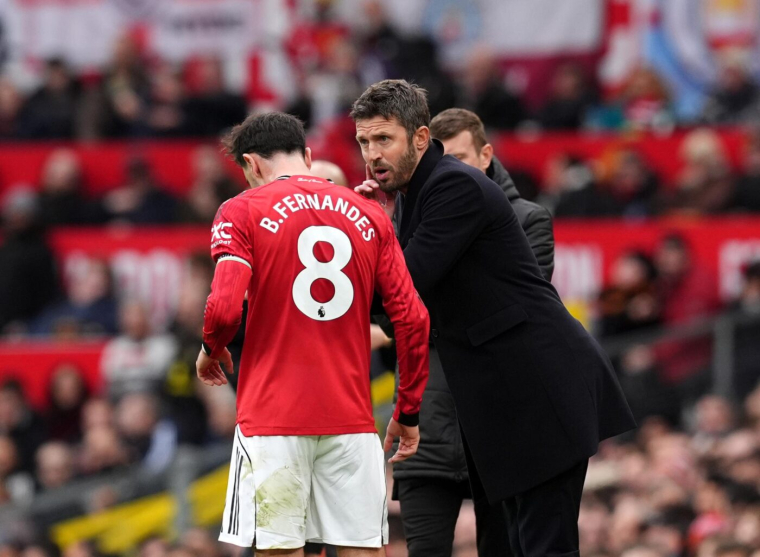 Michael Carrick enterre la hache de guerre avec Bruno Fernandes