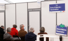 FRANCE: RAPPEL VACCINAL OBLIGATOIRE POUR LES PLUS DE 65 ANS POUR VALIDER LE PASS SANITAIRE, DIT MACRON