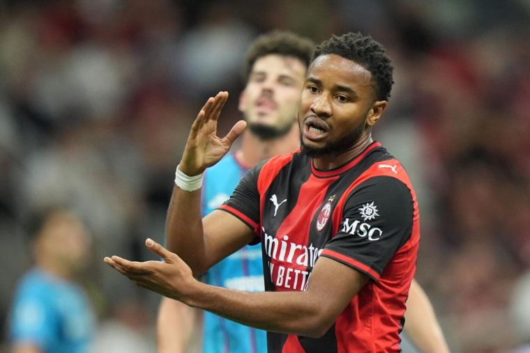Deux Français poussés vers la sortie à Milan ?