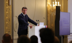 Emmanuel Macron à Paris, le 28 août 2023. ( POOL / TERESA SUAREZ )