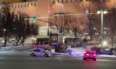 Un cortège officiel arrive au Kremlin avant les pourparlers sur l’Ukraine