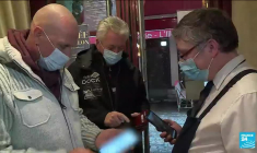 Passe vaccinal : Attal vise un calendrier "au plus près de ce qui était prévu"