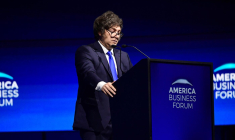 Javier Milei veut interdire l'entrée en Argentine aux auteurs de « messages de haine »