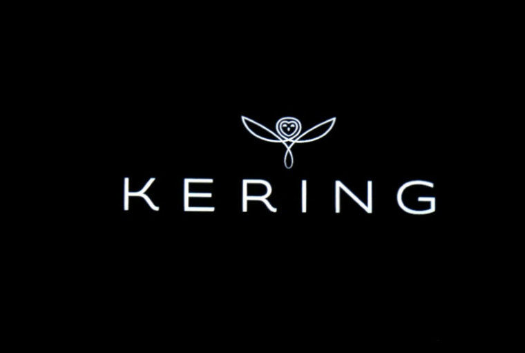 Kering, qui tente depuis des années de relancer sa marque phare Gucci, présente mercredi son chiffre d'affaires du troisième trimestre, première publication financière depuis l'arrivée en septembre de Luca de Meo au poste de directeur général ( AFP / FRANCOIS GUILLOT )