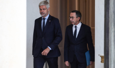 Laurent Wauquiez et Bruno Retailleau, le 10 octobre 2025, à Paris ( AFP / LUDOVIC MARIN )