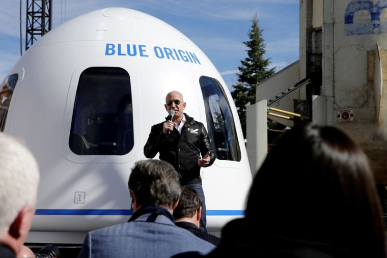 JEFF BEZOS S'APPRÊTE À VOLER À SON TOUR DANS L'ESPACE À BORD DU NEW SHEPARD
