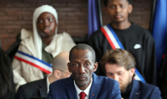 Le maire LFI de Saint-Denis, Bally Bagayoko, à Saint-Denis, le 21 mars 2026  ( AFP / Ludovic MARIN )