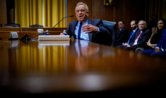 Le ministre de la Santé américain Robert Kennedy Jr. témoigne devant une commission sénatoriale, à Washington, le 4 septembre 2025 ( GETTY IMAGES NORTH AMERICA / Andrew Harnik )