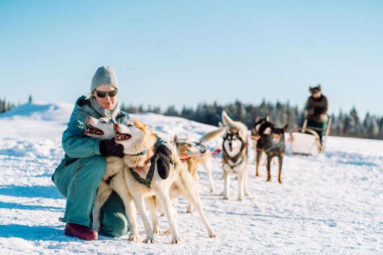 Les stations de montagne proposent de multiples activités en toute saison. ( crédit photo : Getty Images )