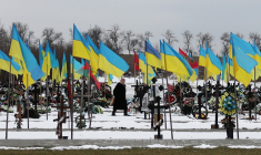 Un cimetière ukrainien à Kramatorsk (région de Donetsk), en février 2024 ( AFP / ANATOLII STEPANOV )
