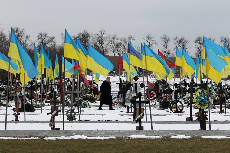 Un cimetière ukrainien à Kramatorsk (région de Donetsk), en février 2024 ( AFP / ANATOLII STEPANOV )