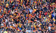 Le RC Lens affiche son soutien à Christophe Gleizes