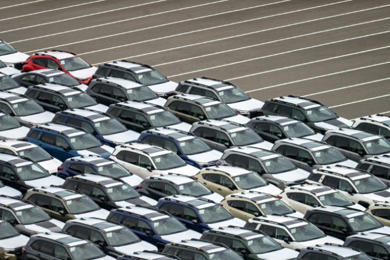 Des voitures de Subaru Corporation  garées au port de Kawasaki, dans la préfecture de Kanagawa, le 17 août 2026 au Japon ( AFP / Philip FONG )