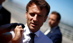 POUR MACRON, L'EXPLOITATION MINIÈRE EN EAUX PROFONDES NE DOIT PAS CONTINUER