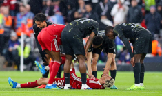 Fin de saison pour Hugo Ekitiké ?