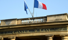 Le Conseil d'Etat a examiné mercredi trois recours déposés par le syndicat Sud, la CGT et des députés écologistes, demandant la suspension de la décision de Sébastien Lecornu de laisser les salariés volontaires des boulangeries et fleuristes indépendants travailler le 1er-Mai 2026 ( AFP / BERTRAND GUAY )