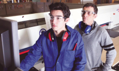 Les contrats d'alternance et d'apprentissage représentent au moins un tiers des créations des postes observées en France. (© Phovoir)