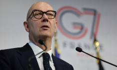 Roland Lescure à Paris, le 3 février 2026. ( AFP / LUDOVIC MARIN )