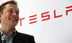 Avec une flambée des titres de Tesla en Bourse de 730% depuis le 1er janvier 2020, le patron de SpaceX et Tesla est désormais la première fortune mondiale devant Jeff Bezos, le PDG d’Amazon. crédit photo : vasilis asvestas/Shutterstock / vasilis asvestas