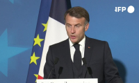 Ukraine: les sanctions américaines contre la Russie "vont dans la bonne direction" (Macron)