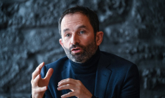 Benoït Hamon à Lyon, le 16 mars 2021. ( AFP / PHILIPPE DESMAZES )