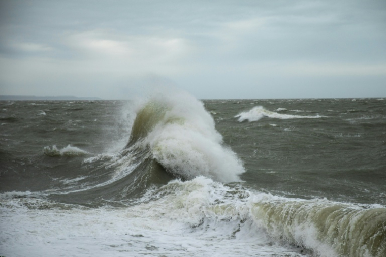 Météo-France a annoncé placer la Manche en vigilance rouge vent dans la nuit de jeudi à vendredi en raison du passage de la tempête Goretti ( AFP / Sameer Al-DOUMY )