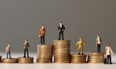 "La performance des fonds en euros en 2022 a été meilleure qu'attendue. Certes, le portefeuille sous-jacent des assureurs a été impacté par la hausse des taux longs et la baisse de la bourse et de l'immobilier. Mais les rendements payés aux investisseurs sont restés en ligne avec les fonds monétaires." (crédit photo : Adobe Stock)