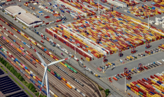 ( AFP / AXEL HEIMKEN )